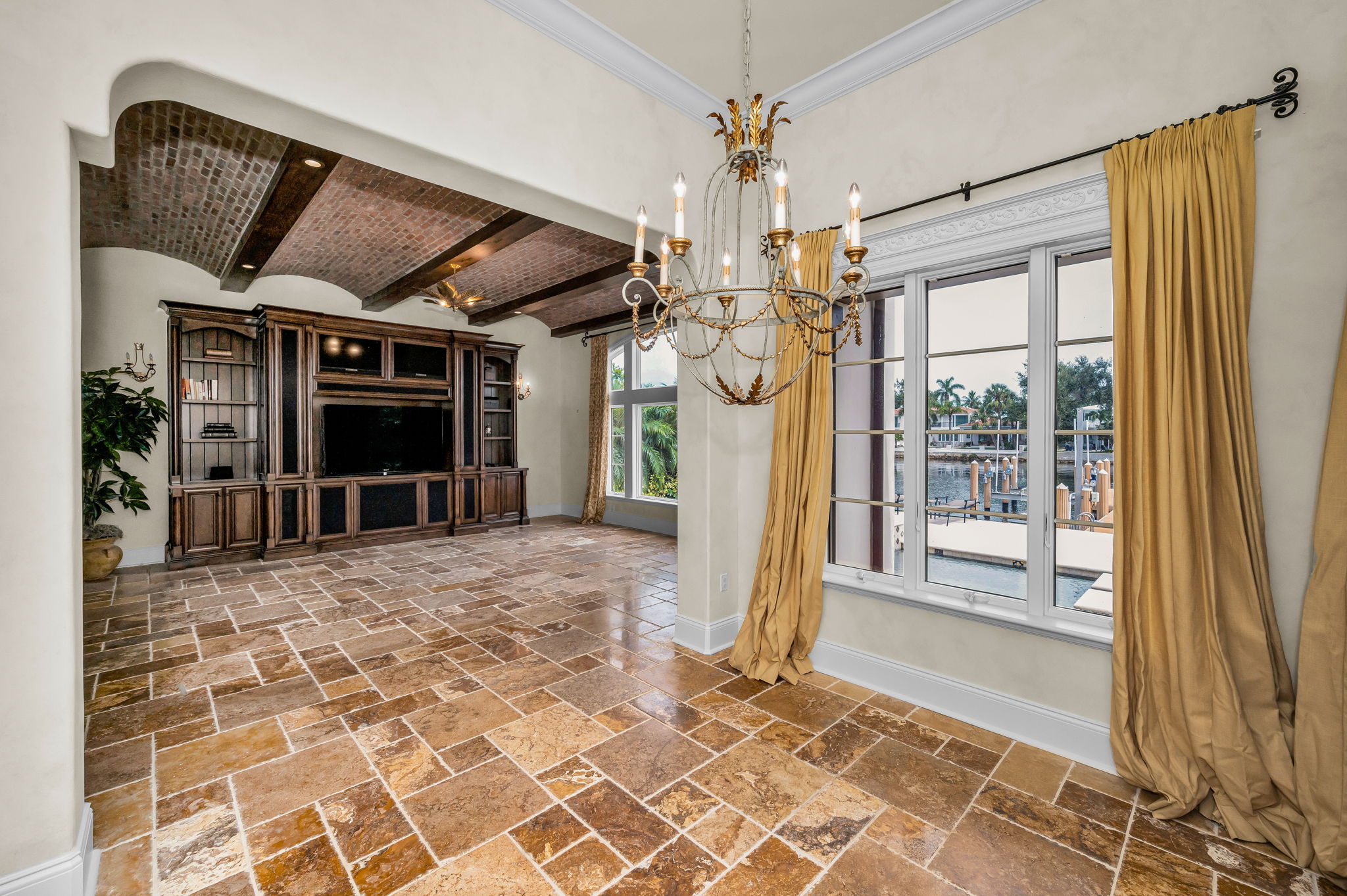 Dining Room2