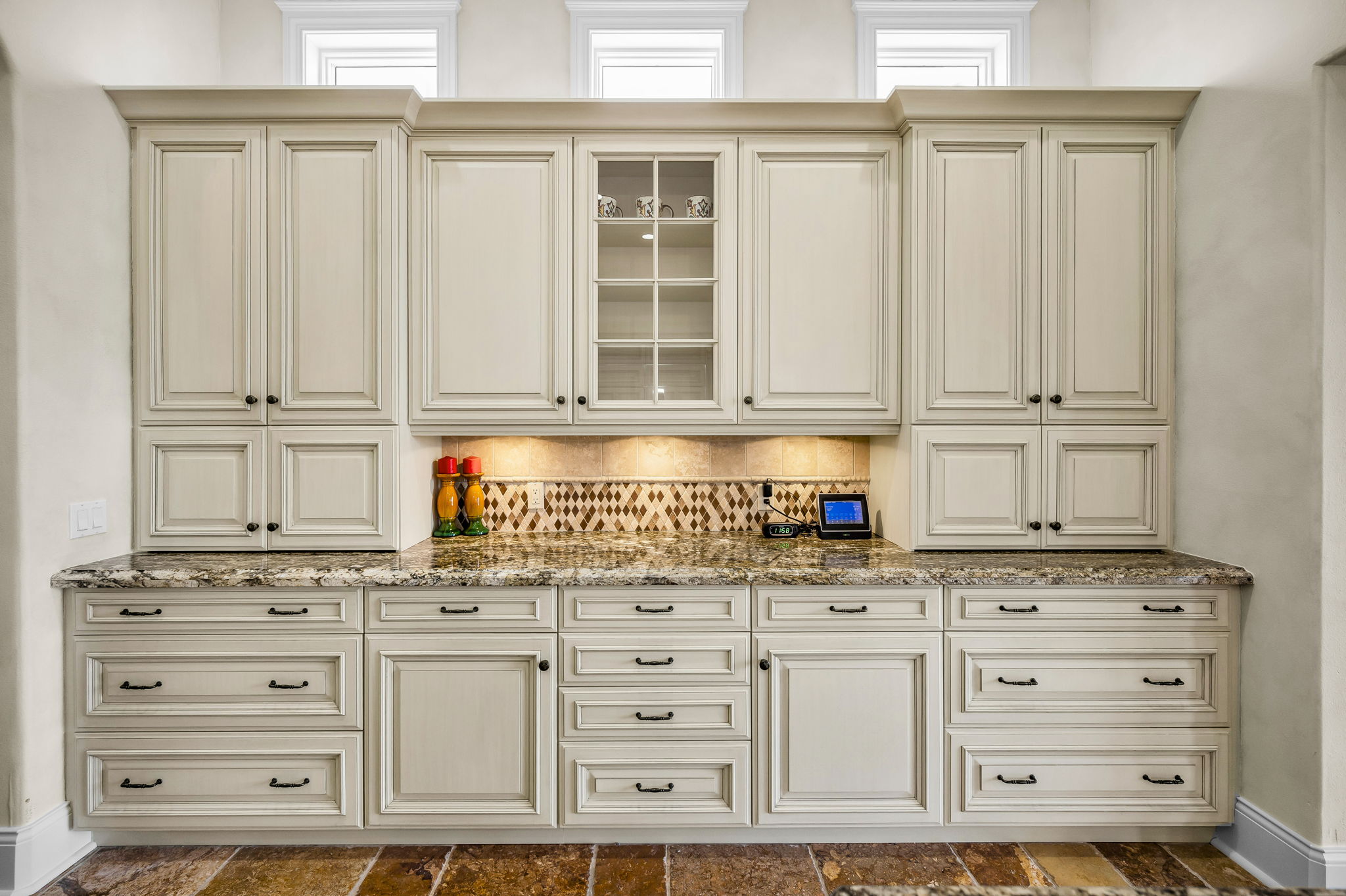 Kitchen12