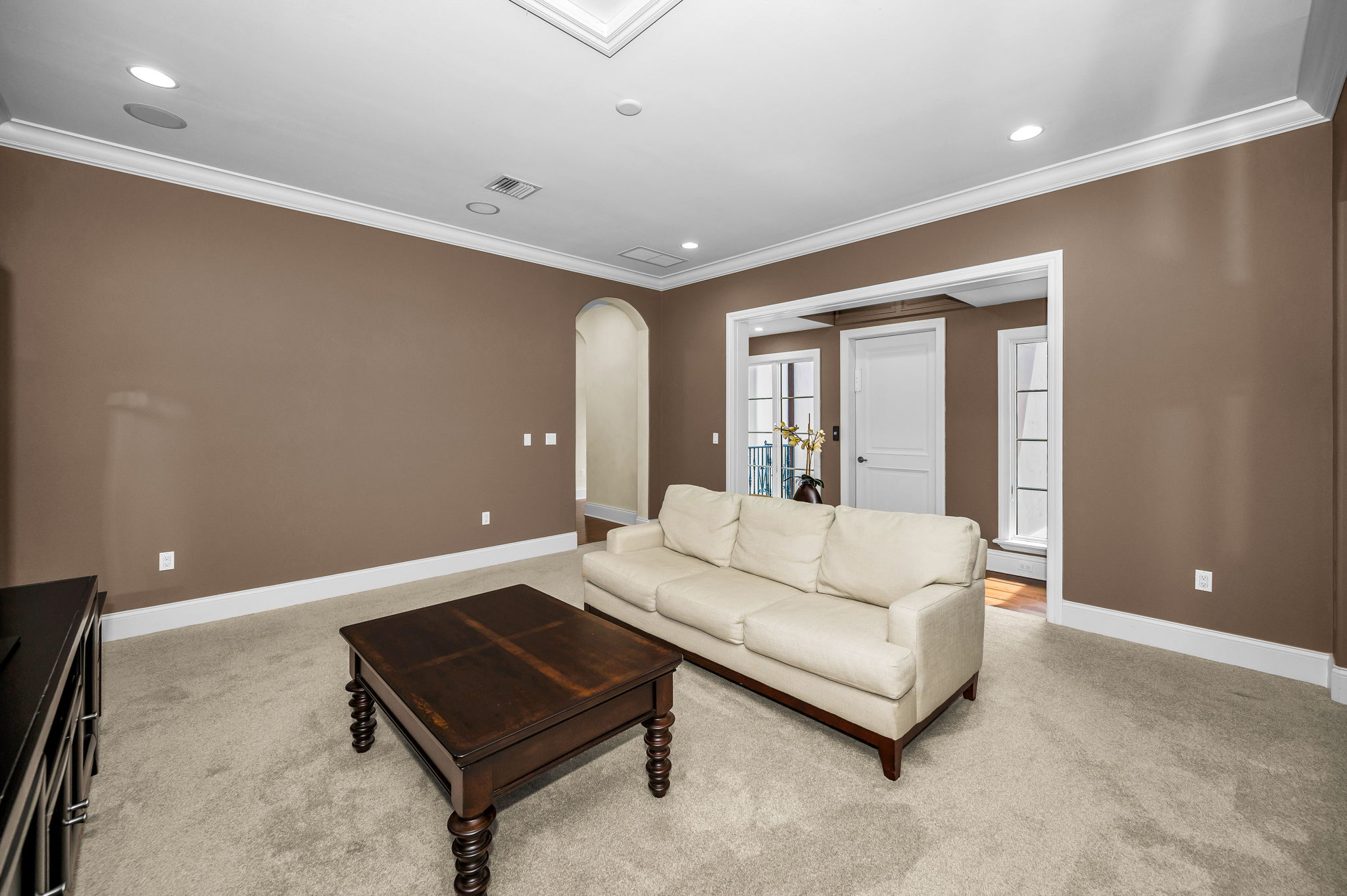 Upper Level Bonus Room4