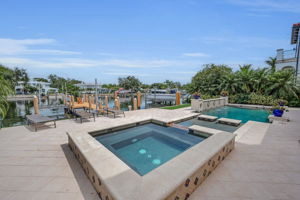 Hot Tub4