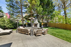  Photo 49