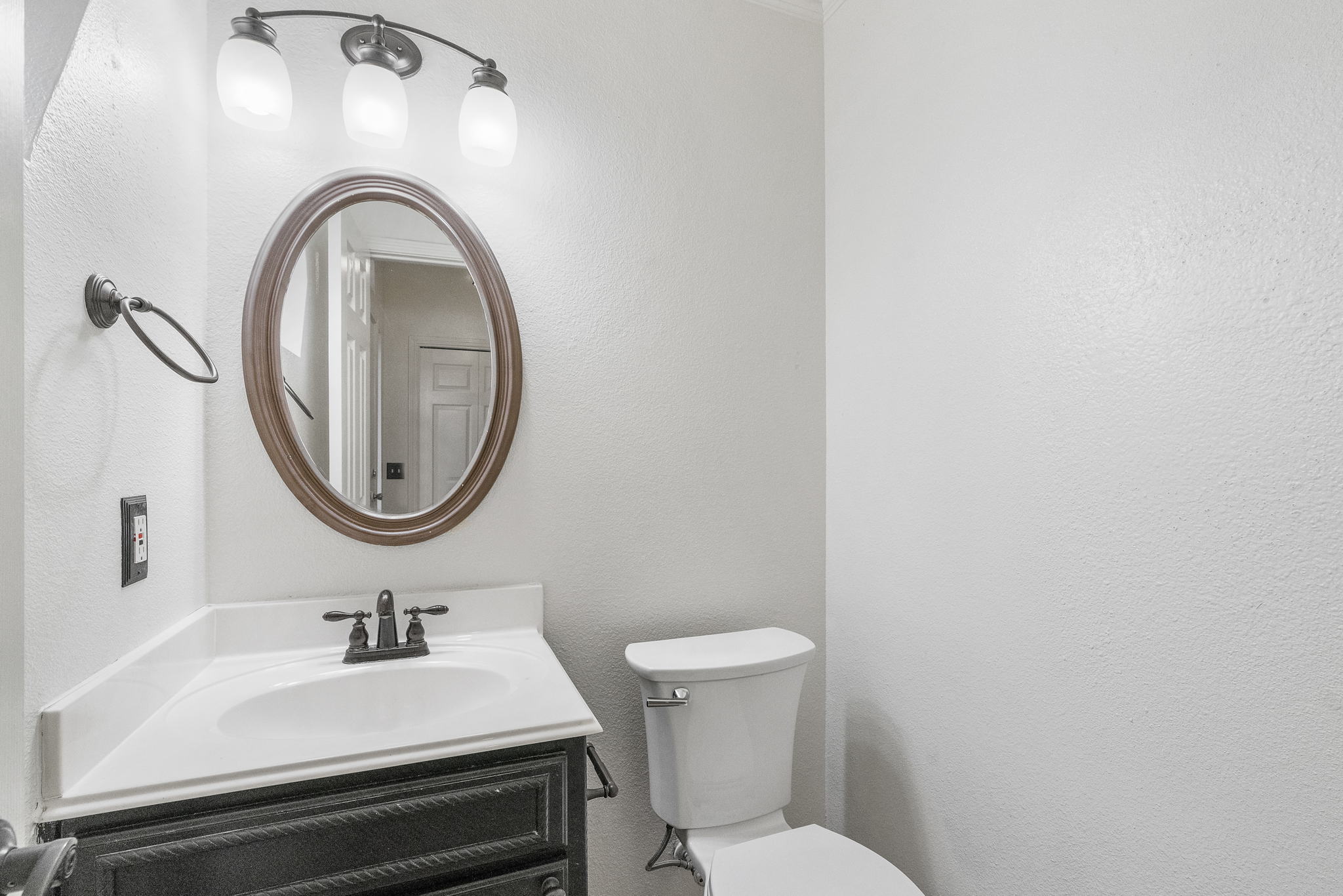 801 Escondido Dr, Leander, TX 78641, USA Photo 19