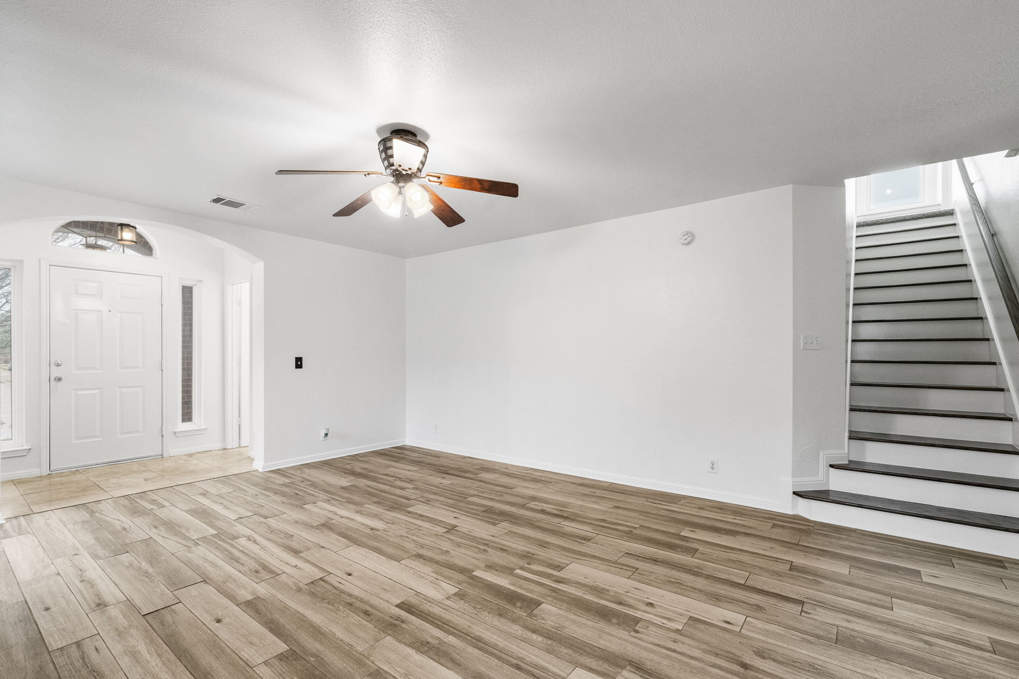 801 Escondido Dr, Leander, TX 78641, USA Photo 8