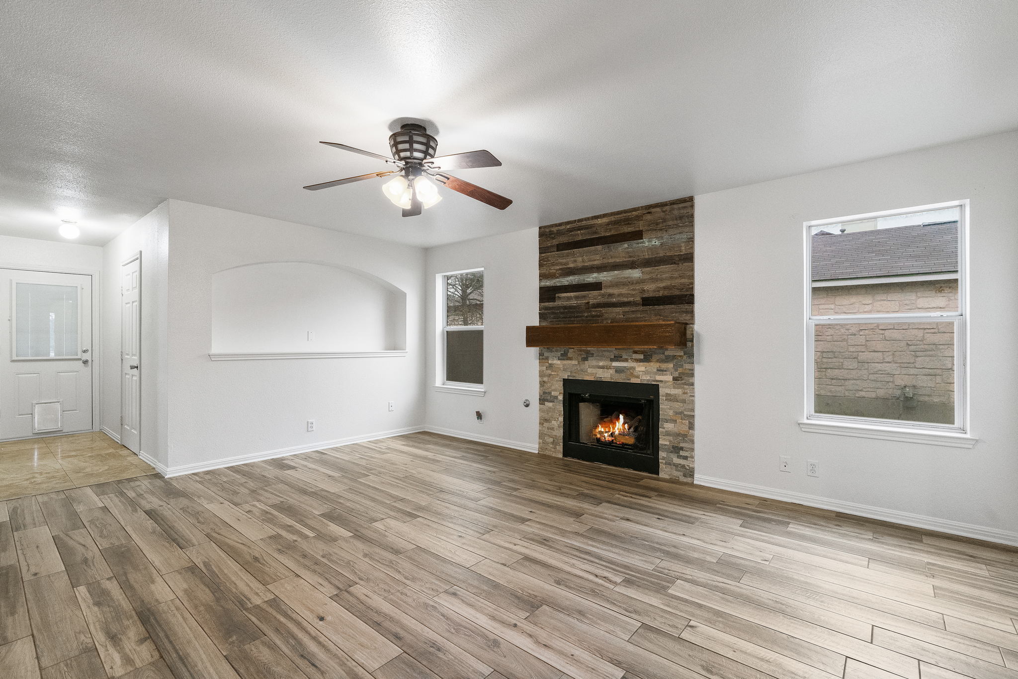 801 Escondido Dr, Leander, TX 78641, USA Photo 6