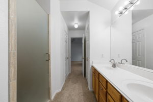 801 Escondido Dr, Leander, TX 78641, USA Photo 24