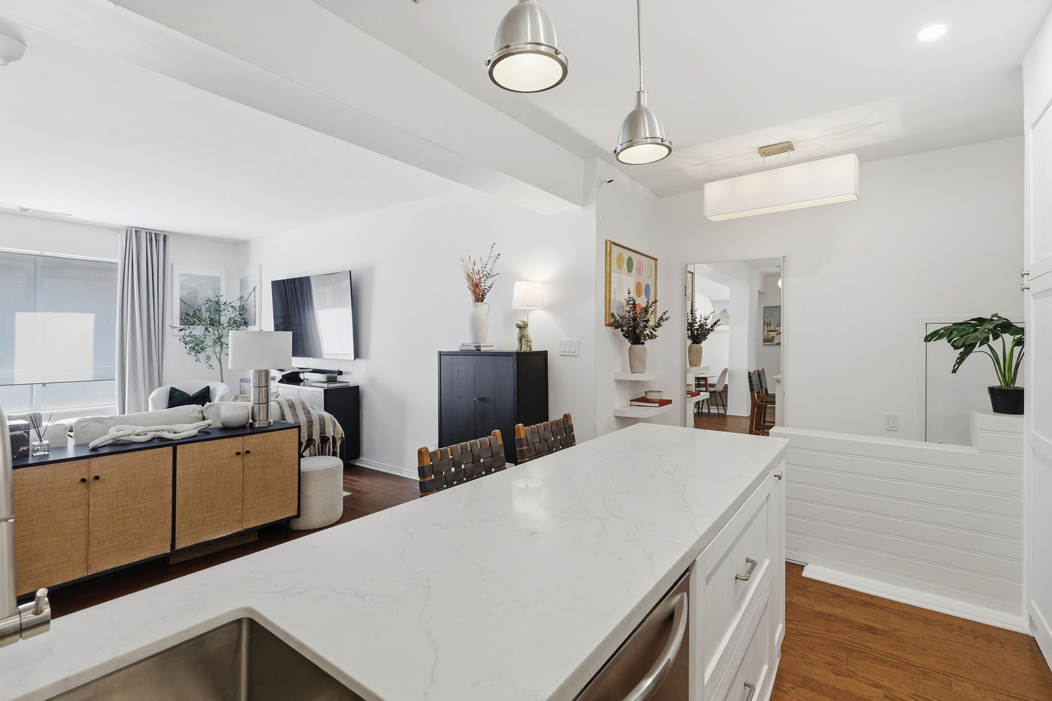 Property in Toronto — delivered property photograph 8