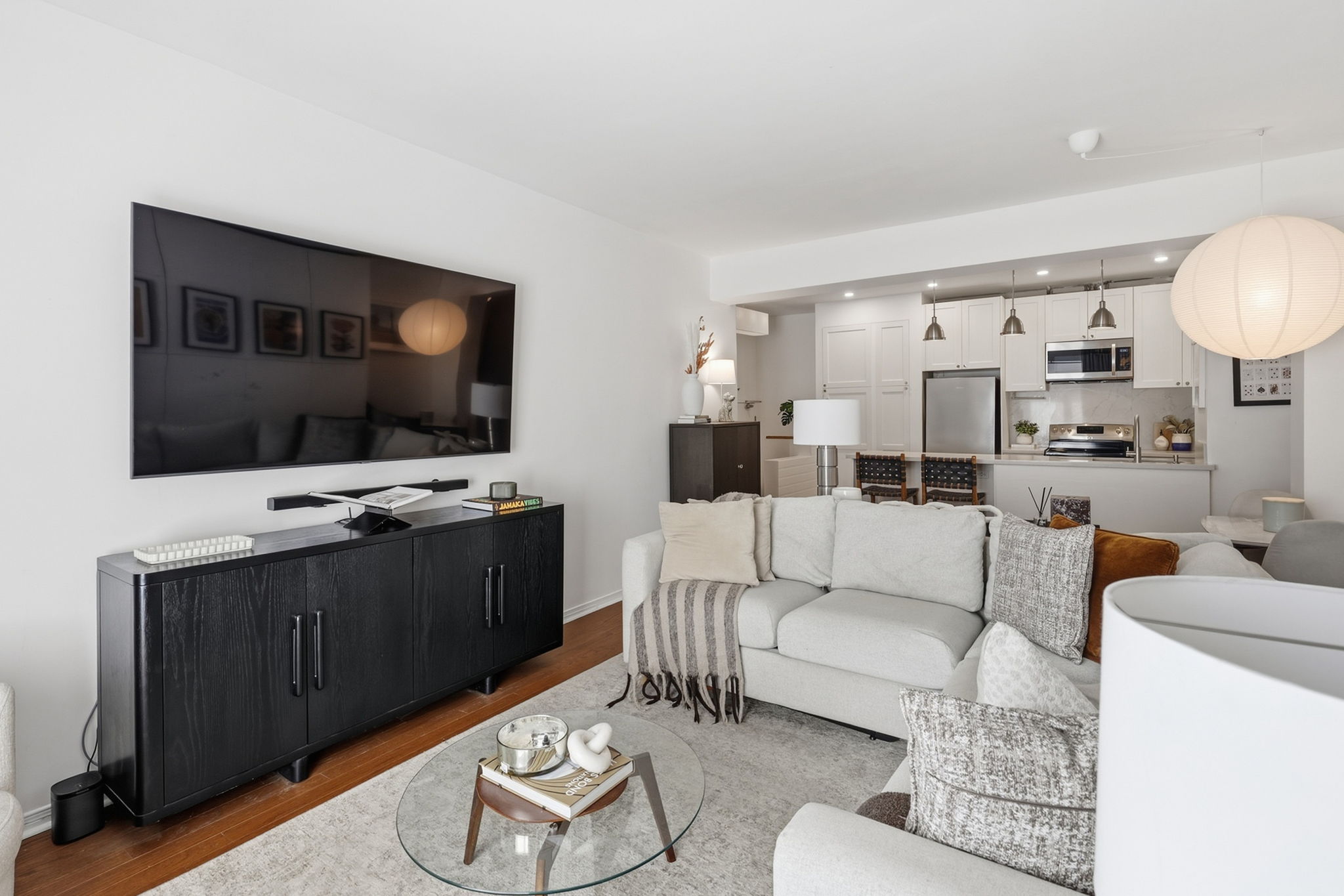 Property in Toronto — delivered property photograph 14