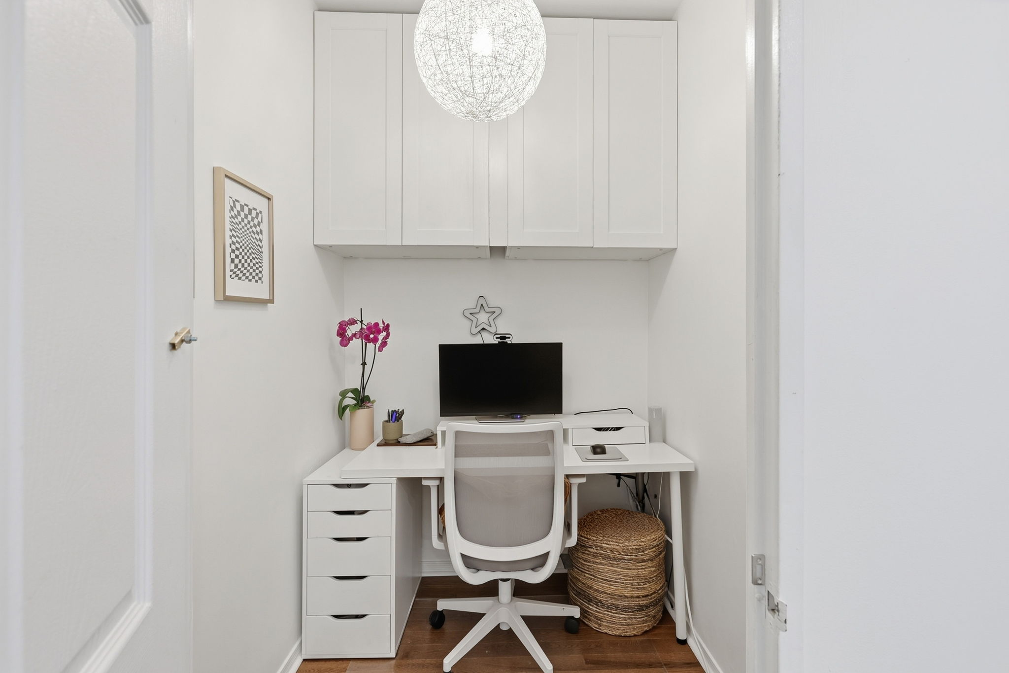 Property in Toronto — delivered property photograph 21