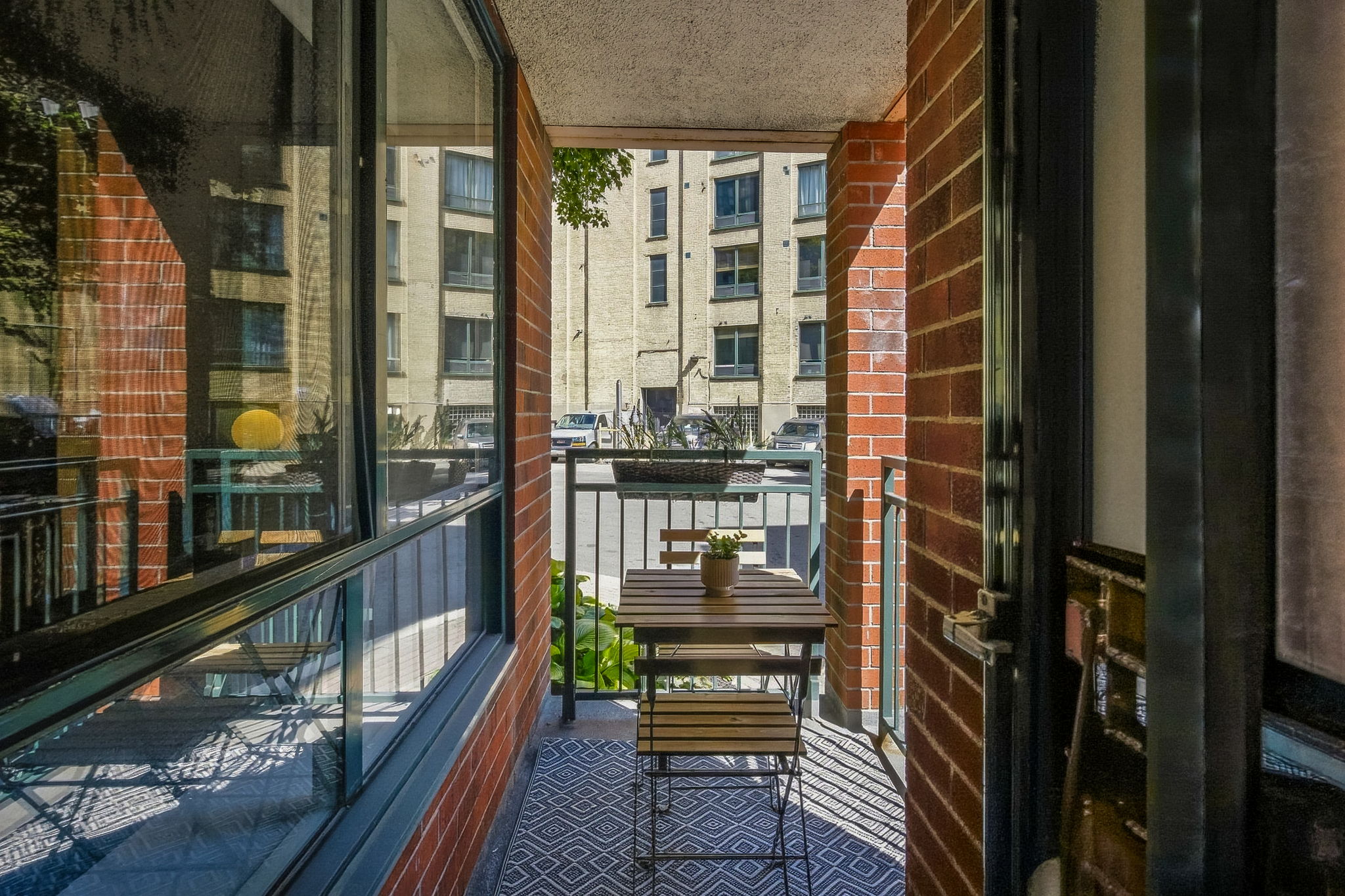 Property in Toronto — delivered property photograph 22