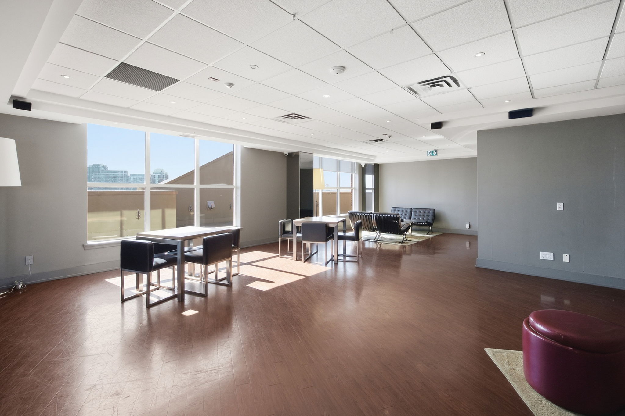 Property in Toronto — delivered property photograph 26