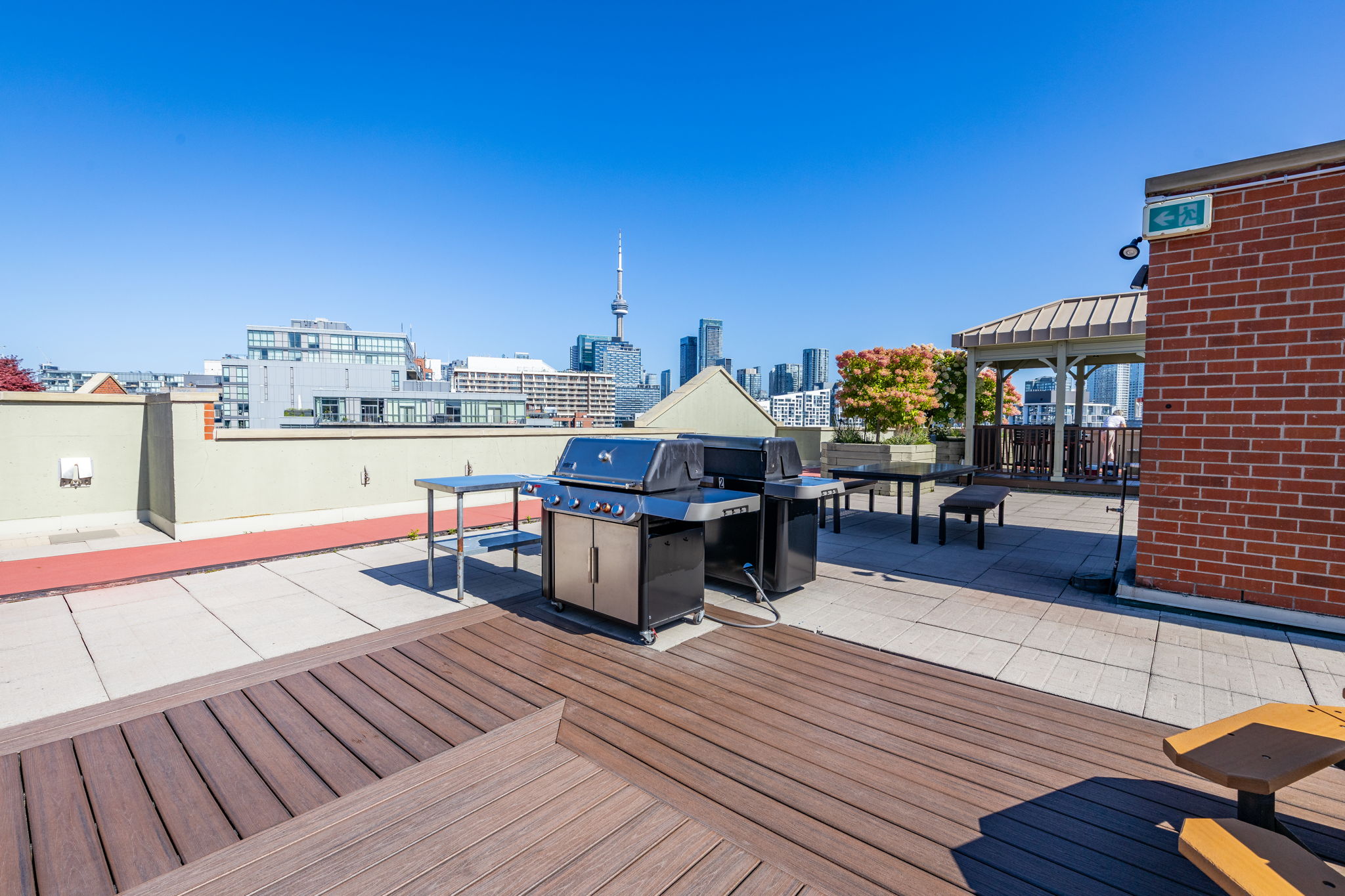 Property in Toronto — delivered property photograph 35