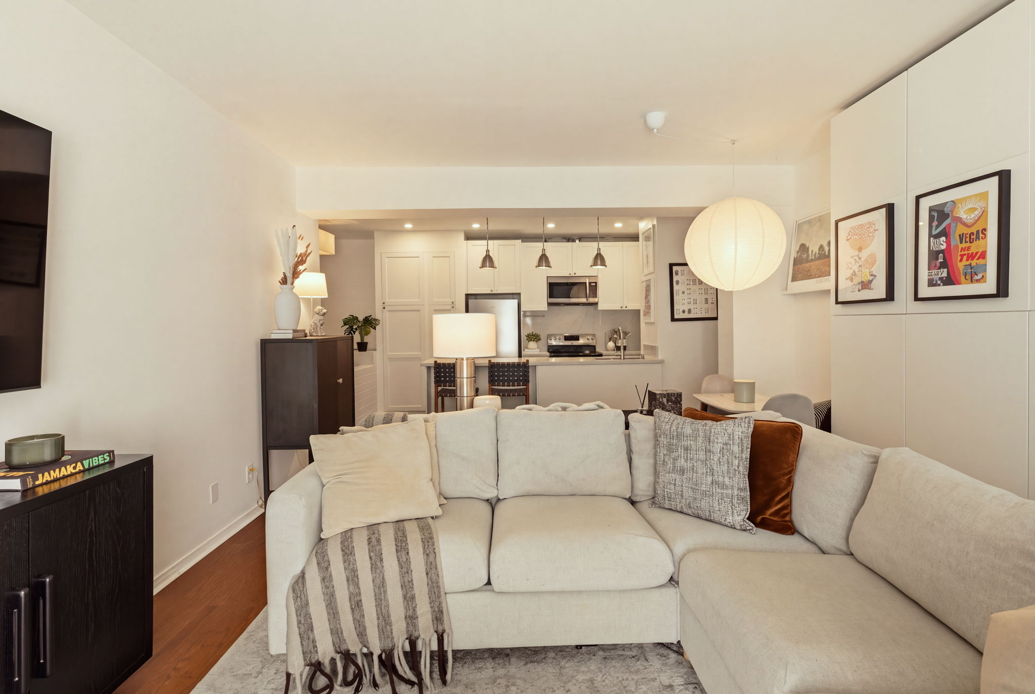 Property in Toronto — delivered property photograph 52