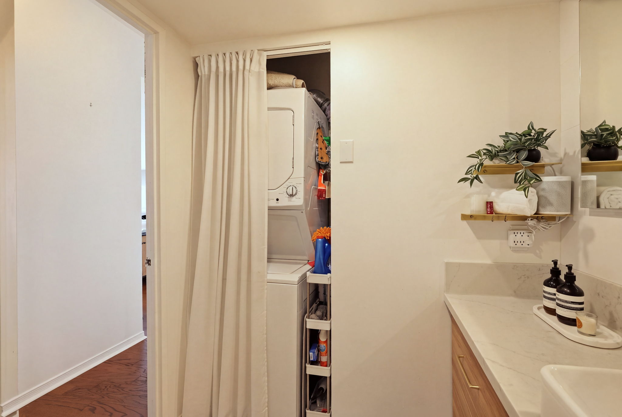 Property in Toronto — delivered property photograph 57