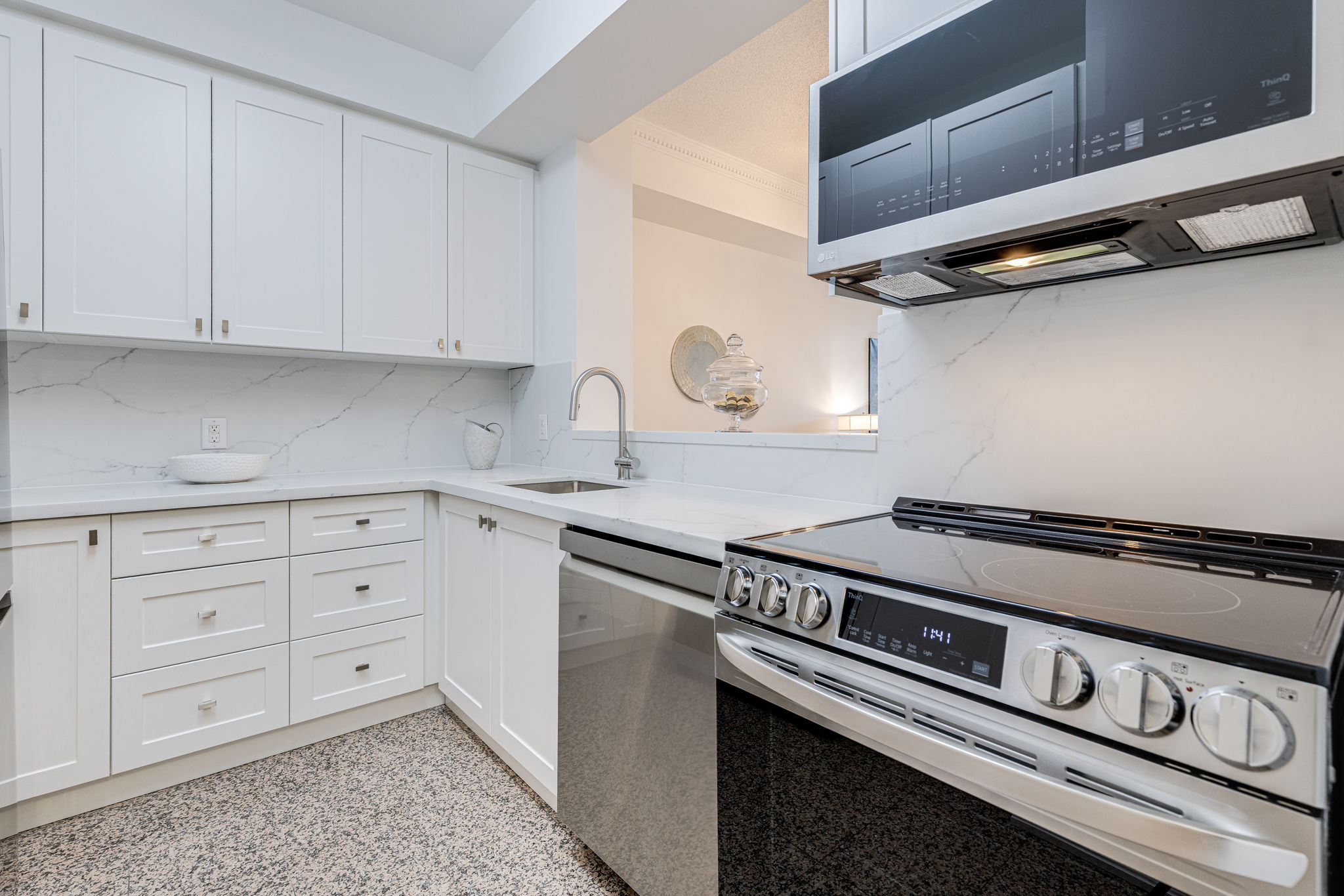 Toronto property showcase — delivered property photograph 6