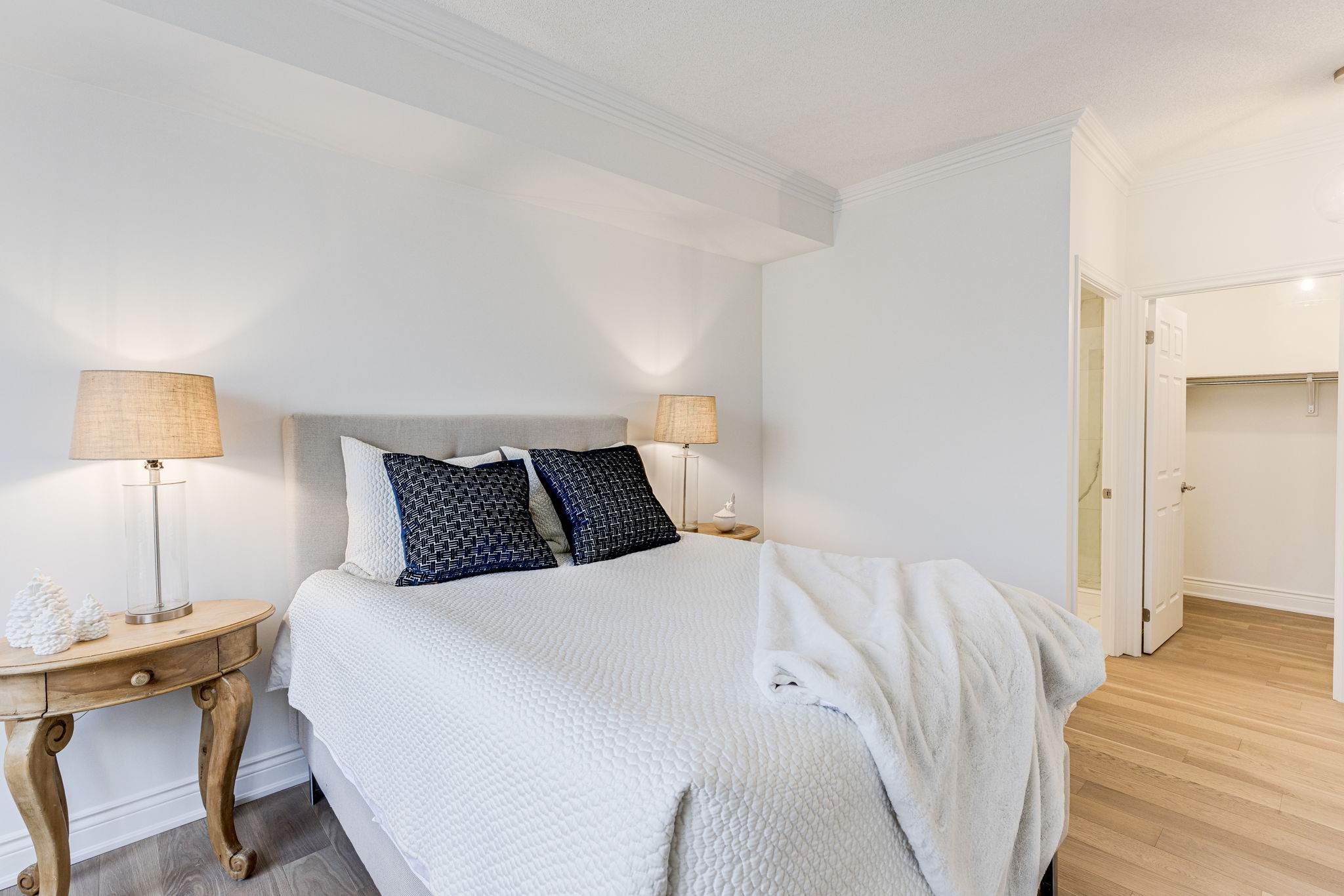 Toronto property showcase — delivered property photograph 23