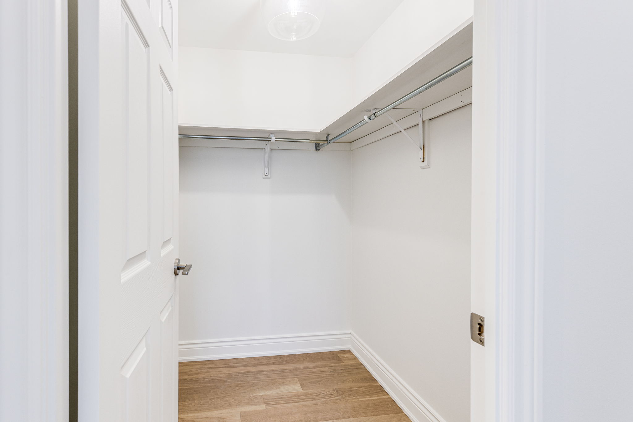Toronto property showcase — delivered property photograph 24