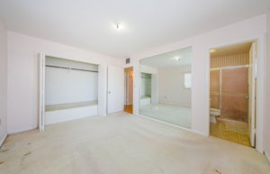Master Bedroom 1c-4