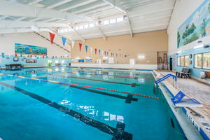 16-Atrium Indoor Pool2
