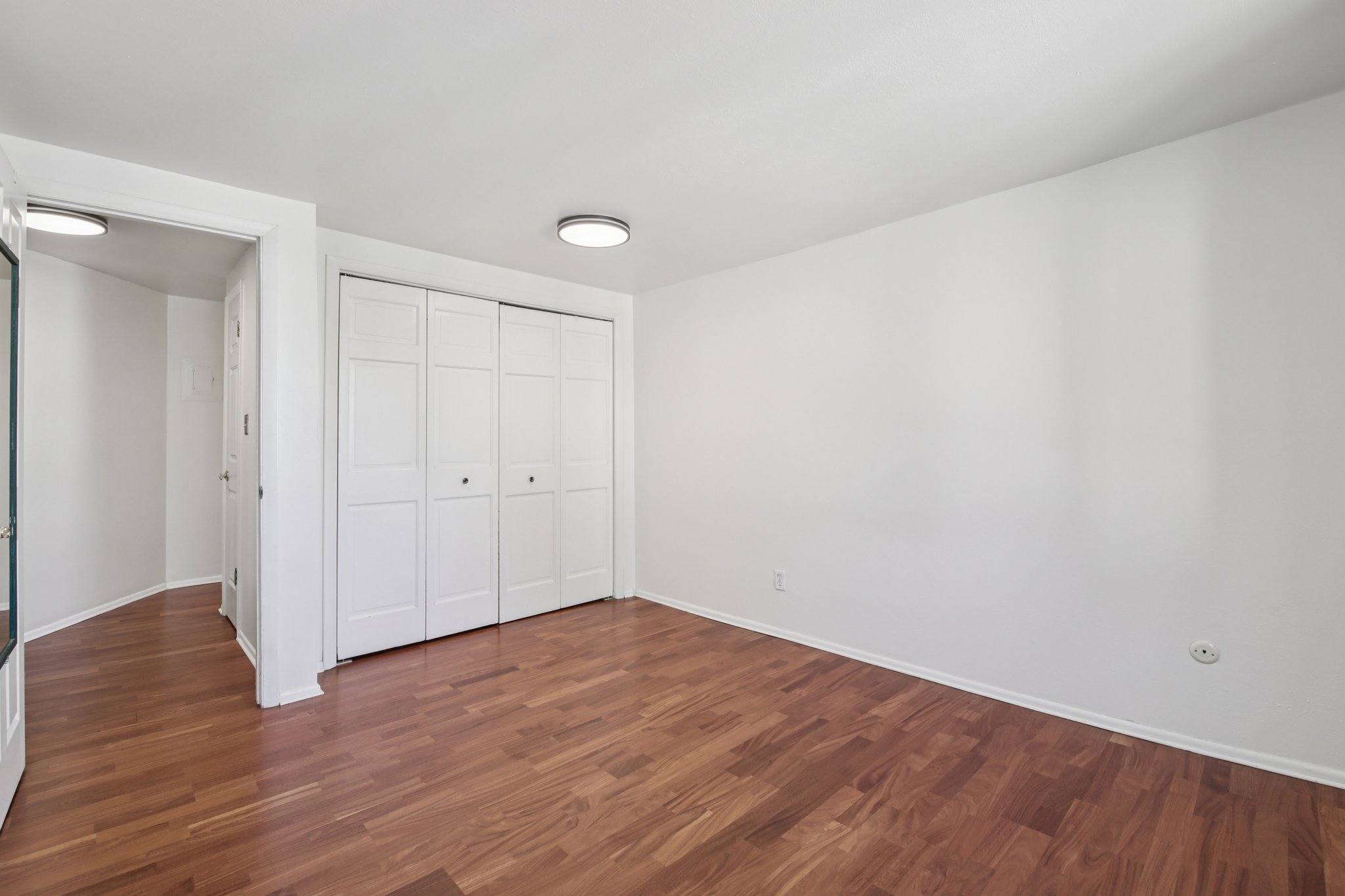 Pennsylvania St unit 404-S2809-014.jpg