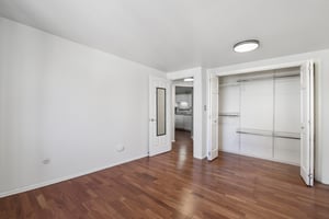 Pennsylvania St unit 404-S2809-015.jpg