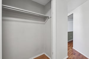 Pennsylvania St unit 404-S2809-017.jpg