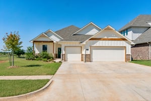 801 Revan Rd_001.jpg