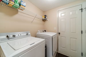  Photo 39