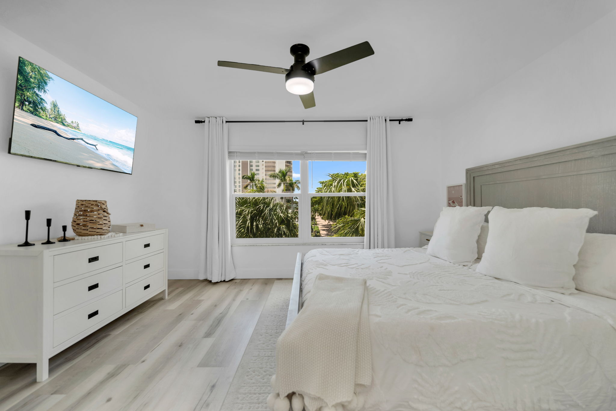 Primary Bed View 4