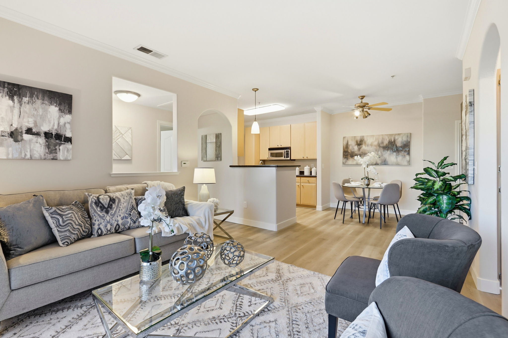 005_F8_801 S Winchester Blvd apt