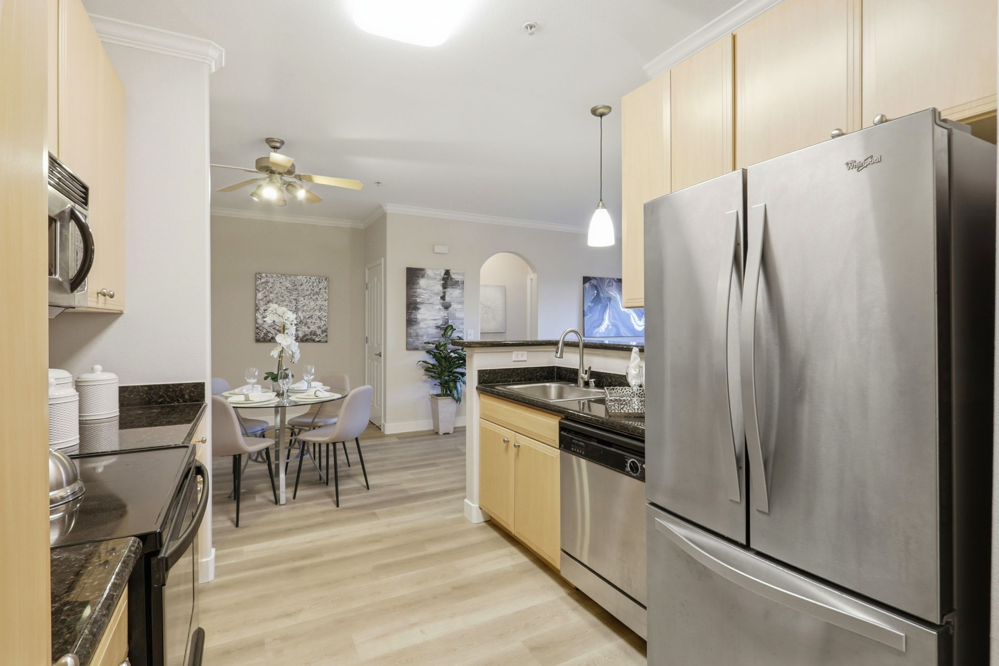 012_F8_801 S Winchester Blvd apt