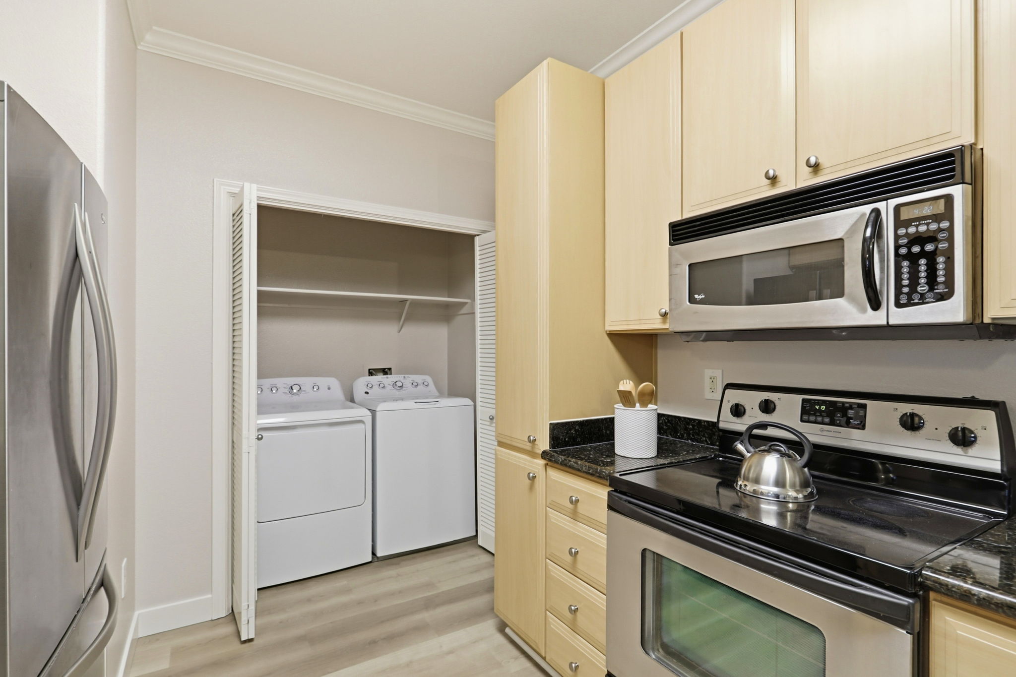 014_F8_801 S Winchester Blvd apt