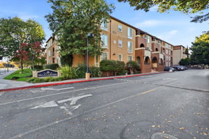 002_F8_801 S Winchester Blvd apt