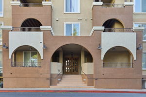 003_F8_801 S Winchester Blvd apt