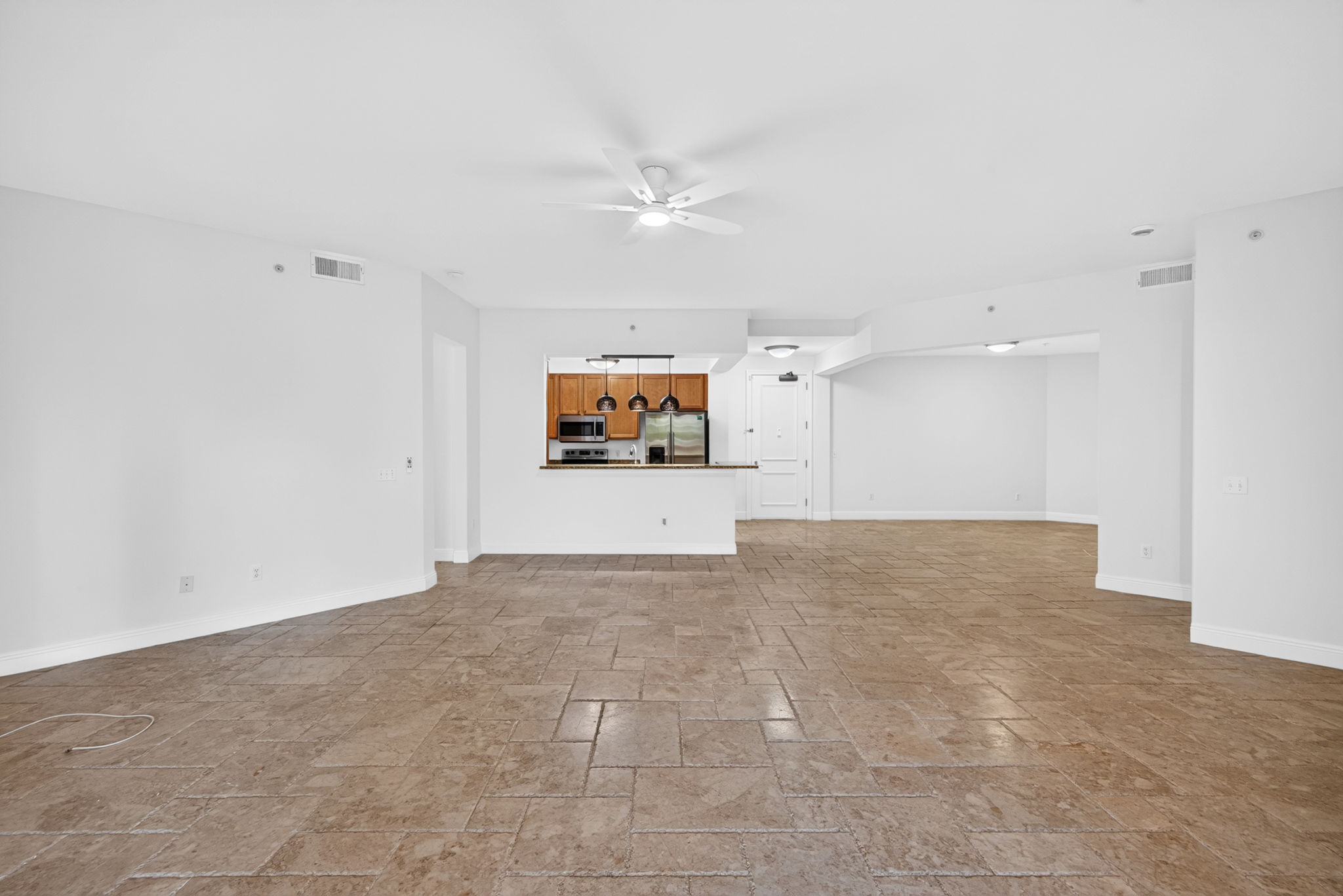 Living Room 4 of 5