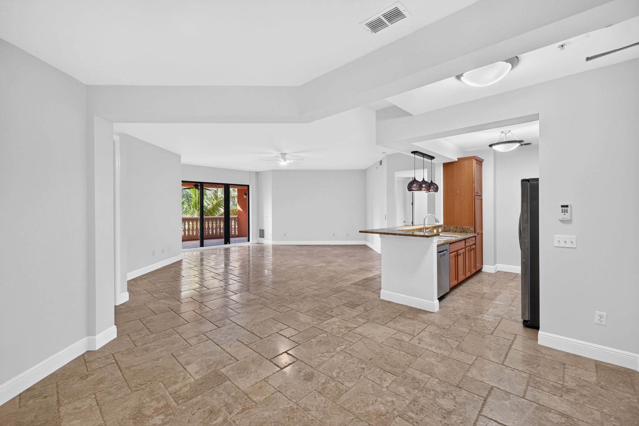 Dining Room 2 of 2