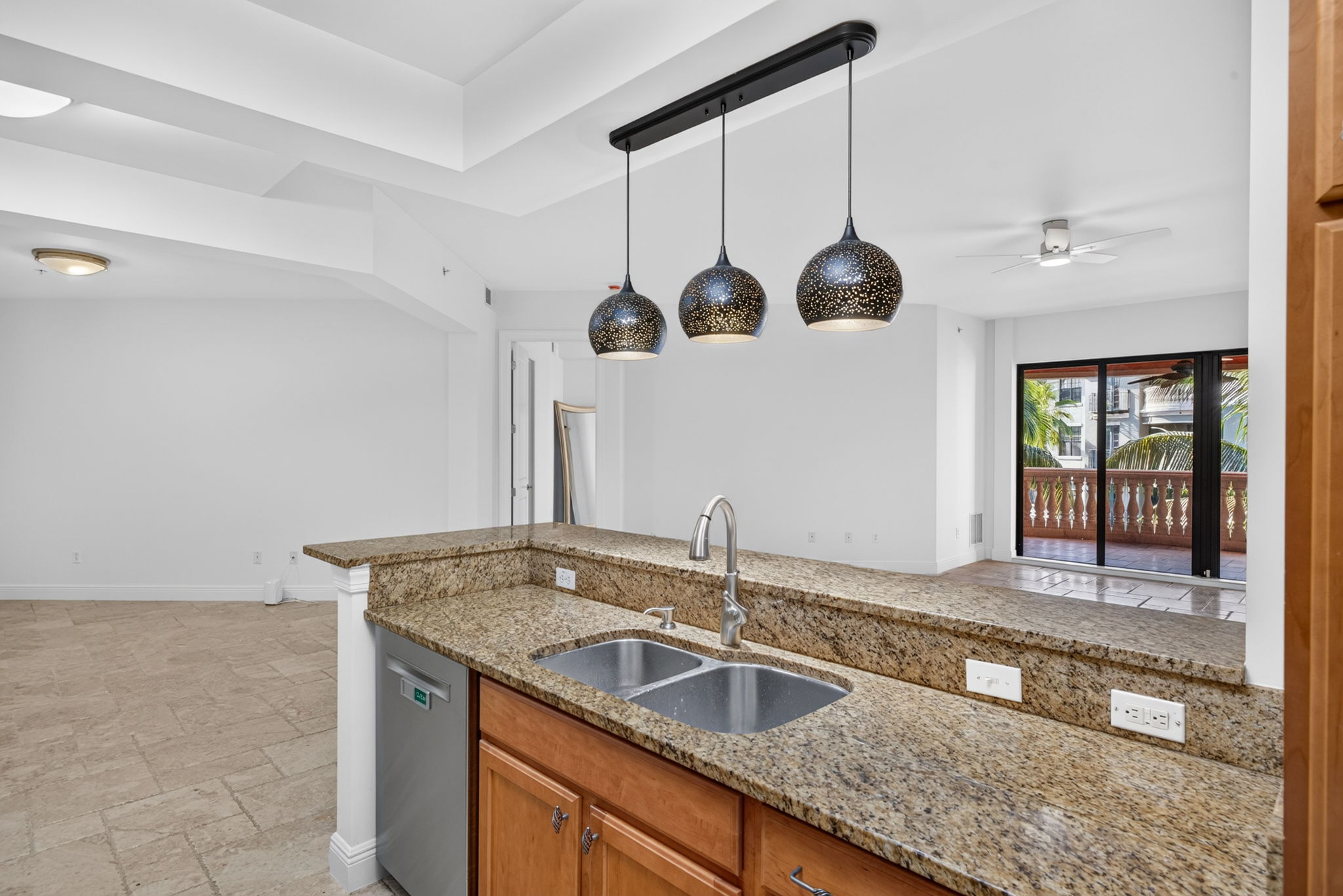 Kitchen 4 of 4