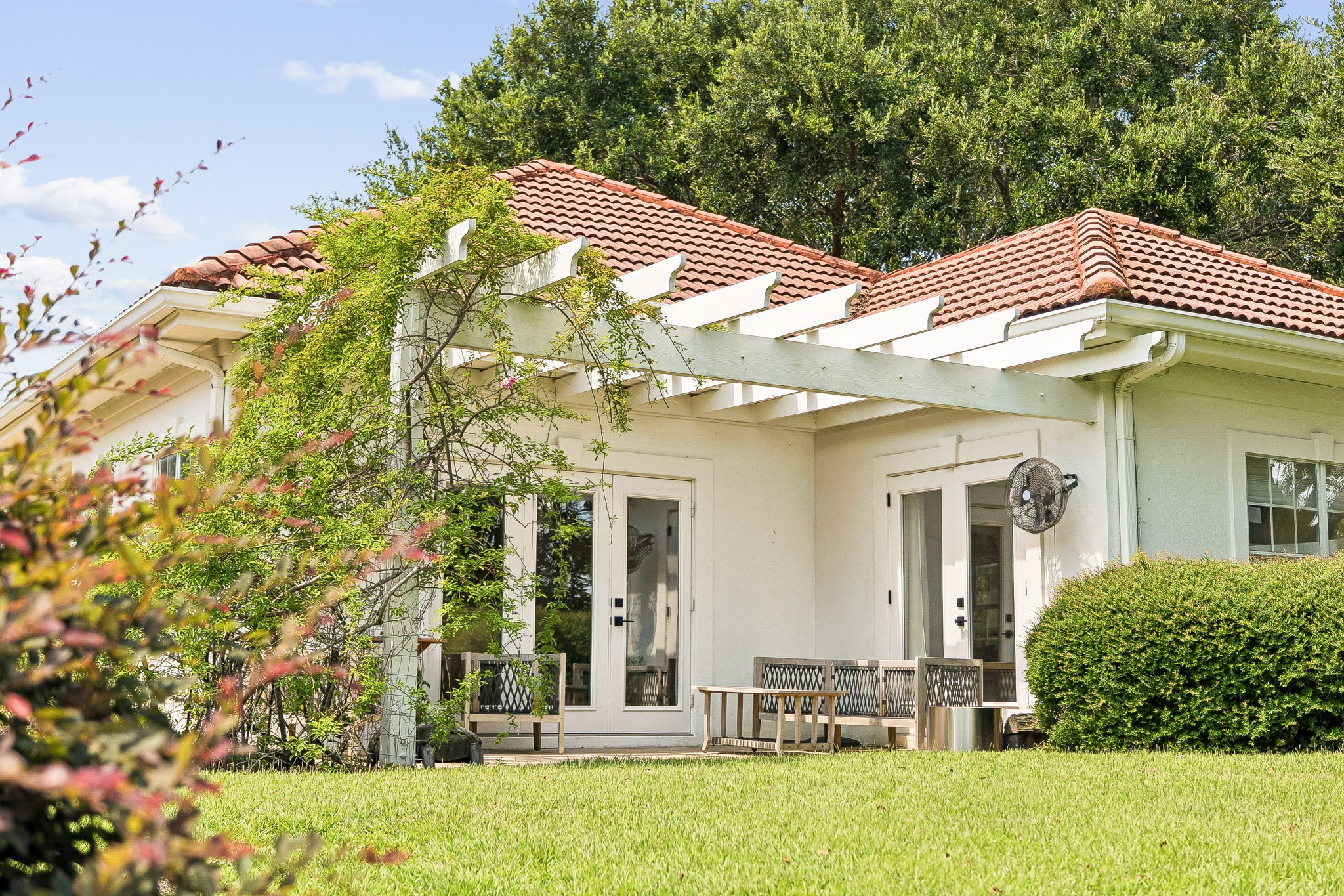 Array_8012LegendCreekDr-25