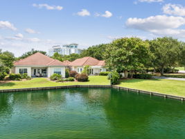 Array_8012LegendCreekDr-16