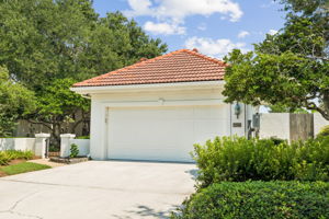 Array_8012LegendCreekDr-19