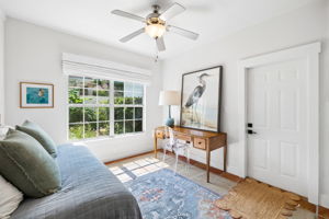Array_8012LegendCreekDr-38