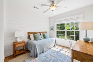 Array_8012LegendCreekDr-39