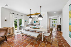 Array_8012LegendCreekDr-45