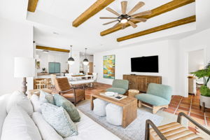 Array_8012LegendCreekDr-56