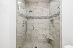Array_8012LegendCreekDr-61