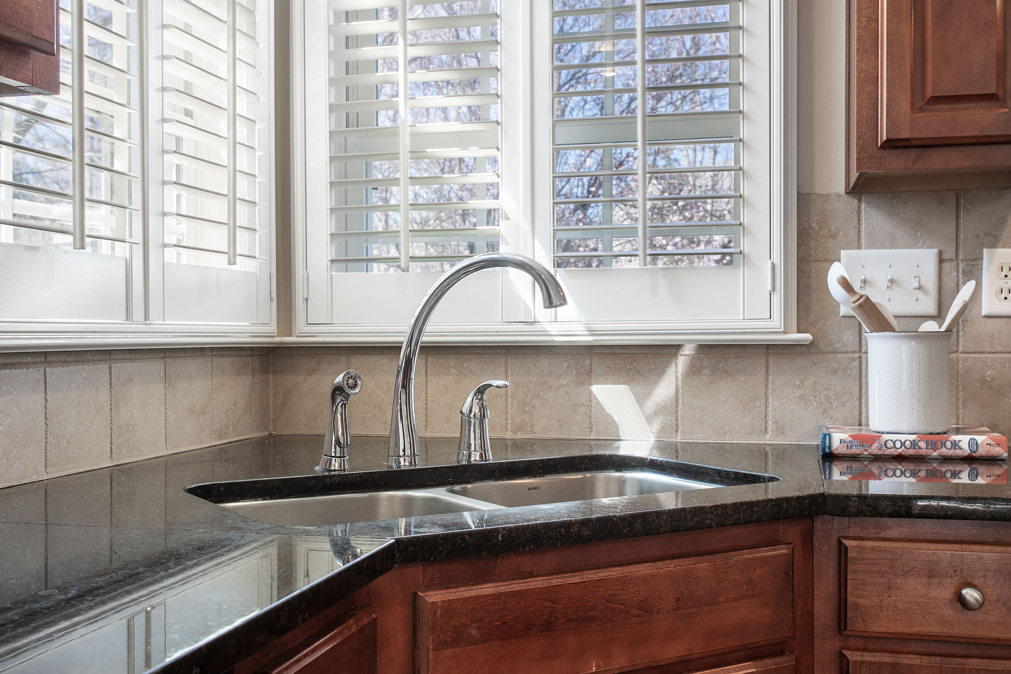 13-Kitchen Sink
