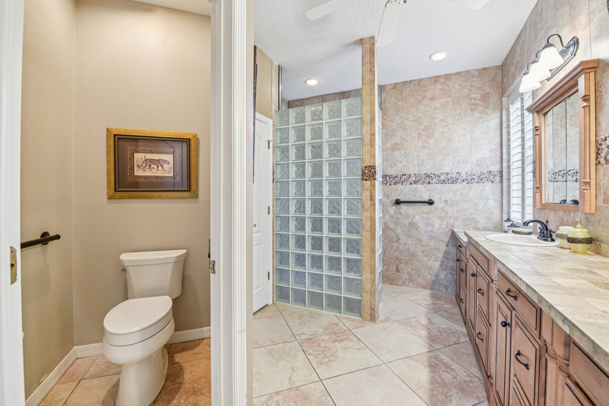 Pine Hollow Dr-S2301-029.jpg