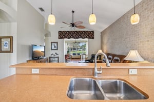 Pine Hollow Dr-S2301-020.jpg