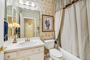 Pine Hollow Dr-S2301-031.jpg