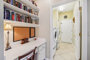 Pine Hollow Dr-S2301-032.jpg