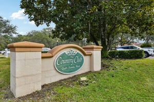 Pine Hollow Dr-2301-902.jpg